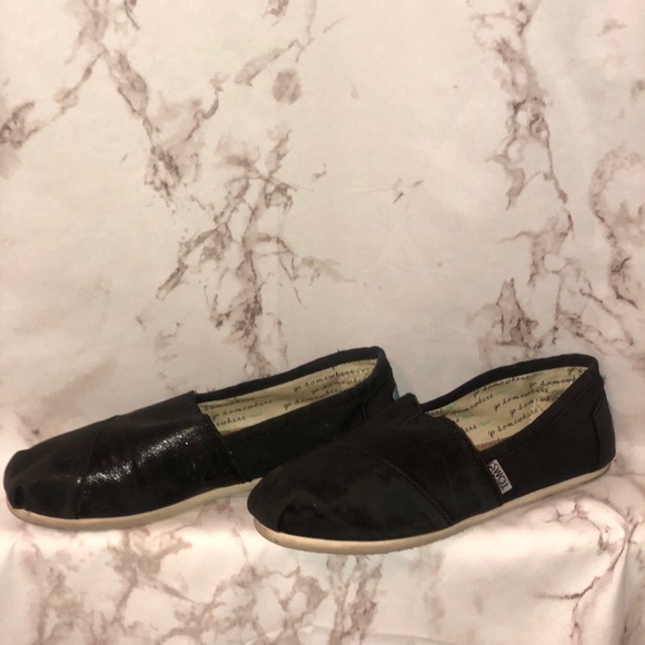 Toms Shoes - Women’s Toms shoes